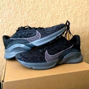 $100 RETAIL! Size 11 mens Nike SuperRep Go 3 Flyknit